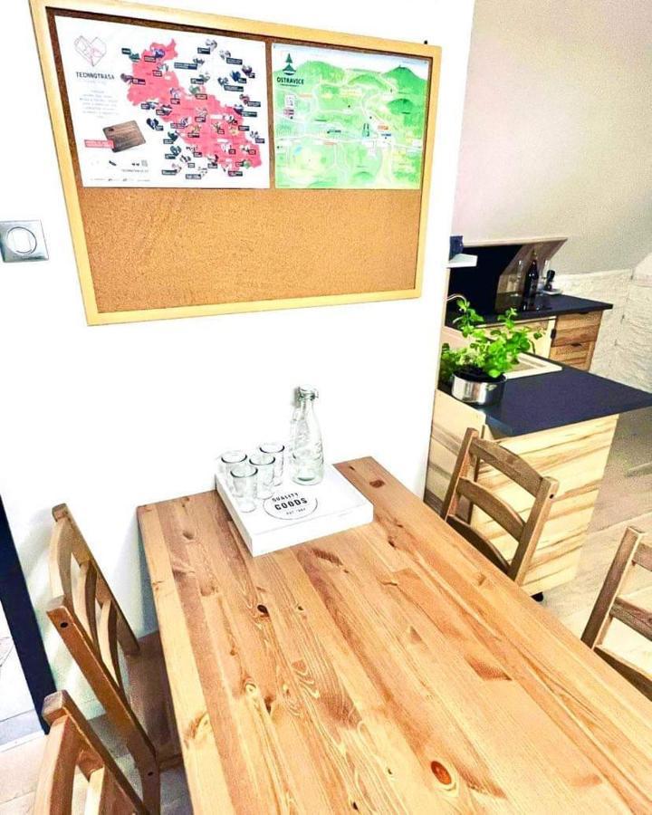 Chatka Pod Lysou Ostravice Esterno foto