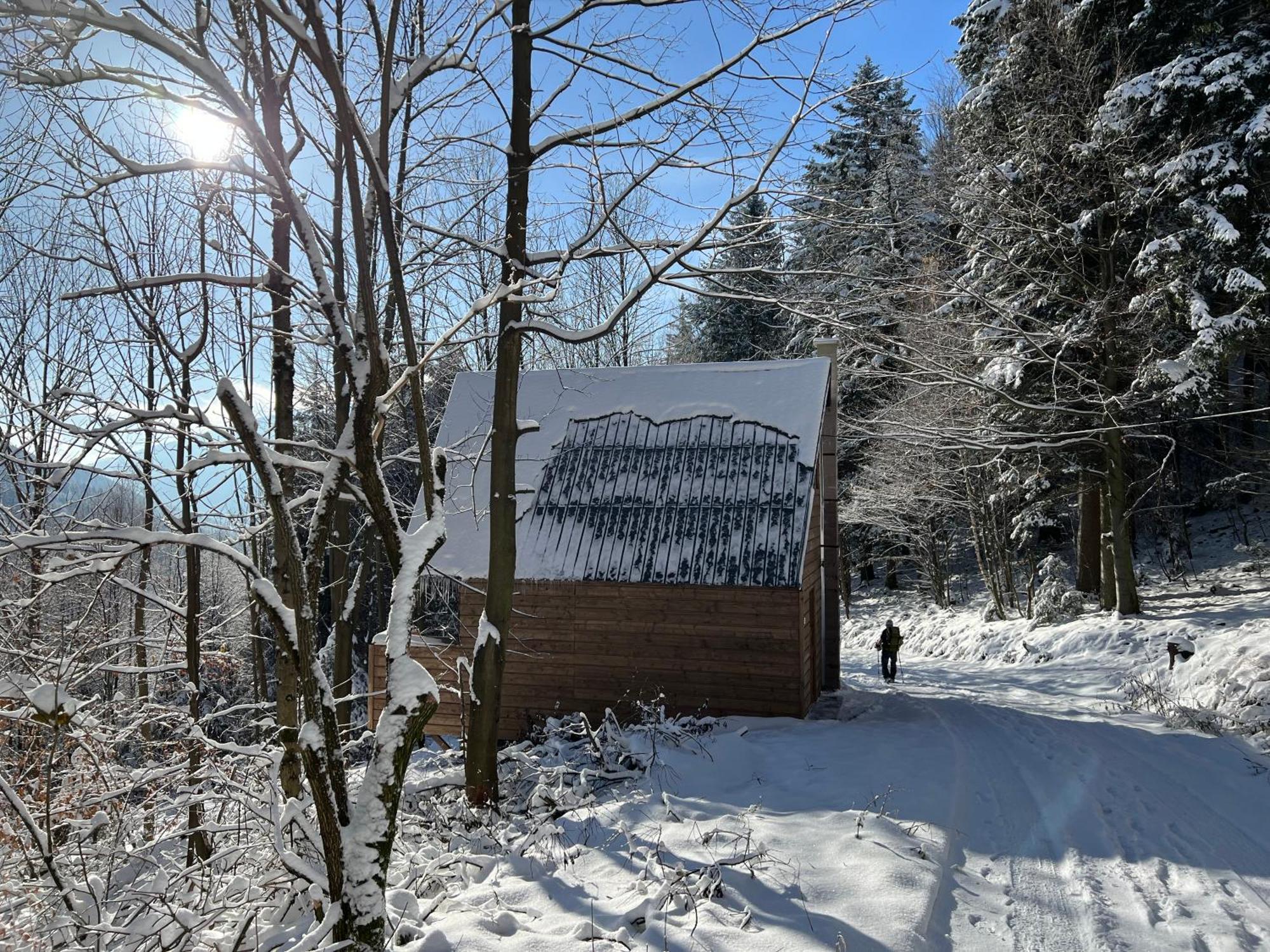 Chatka Pod Lysou Ostravice Esterno foto